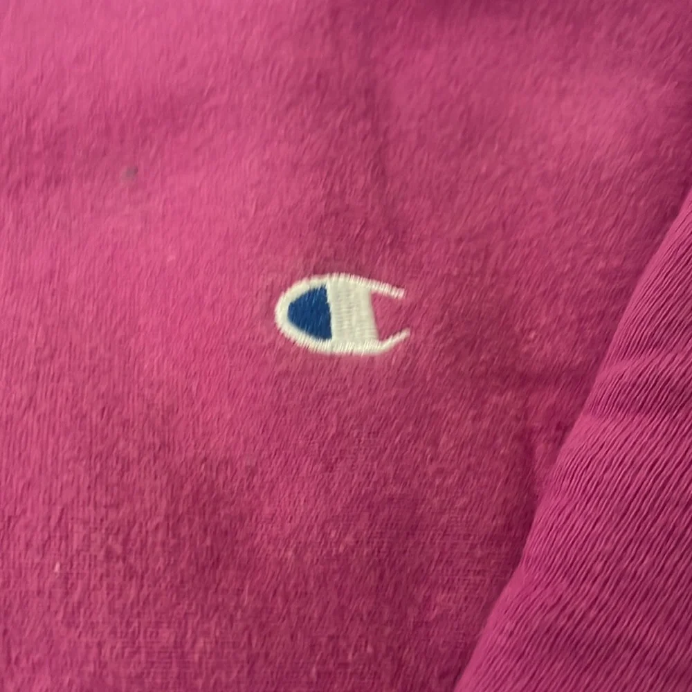 Champion Sweatshirt - Picture 2 of 4